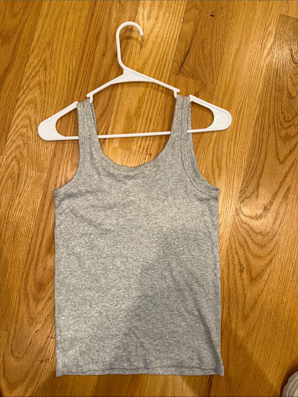 aerie Heather Gray Scoop Tank - Women's Medium - Picture 2 of 5